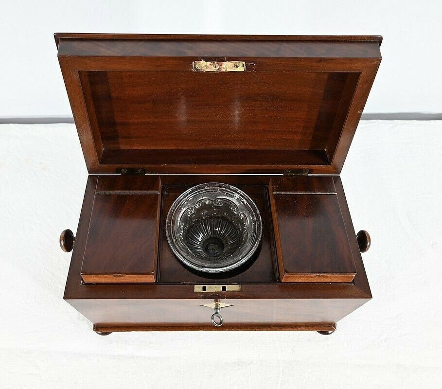 photo vinterior Rare English Tea Caddy In Mahogany   Mid 19th Century
