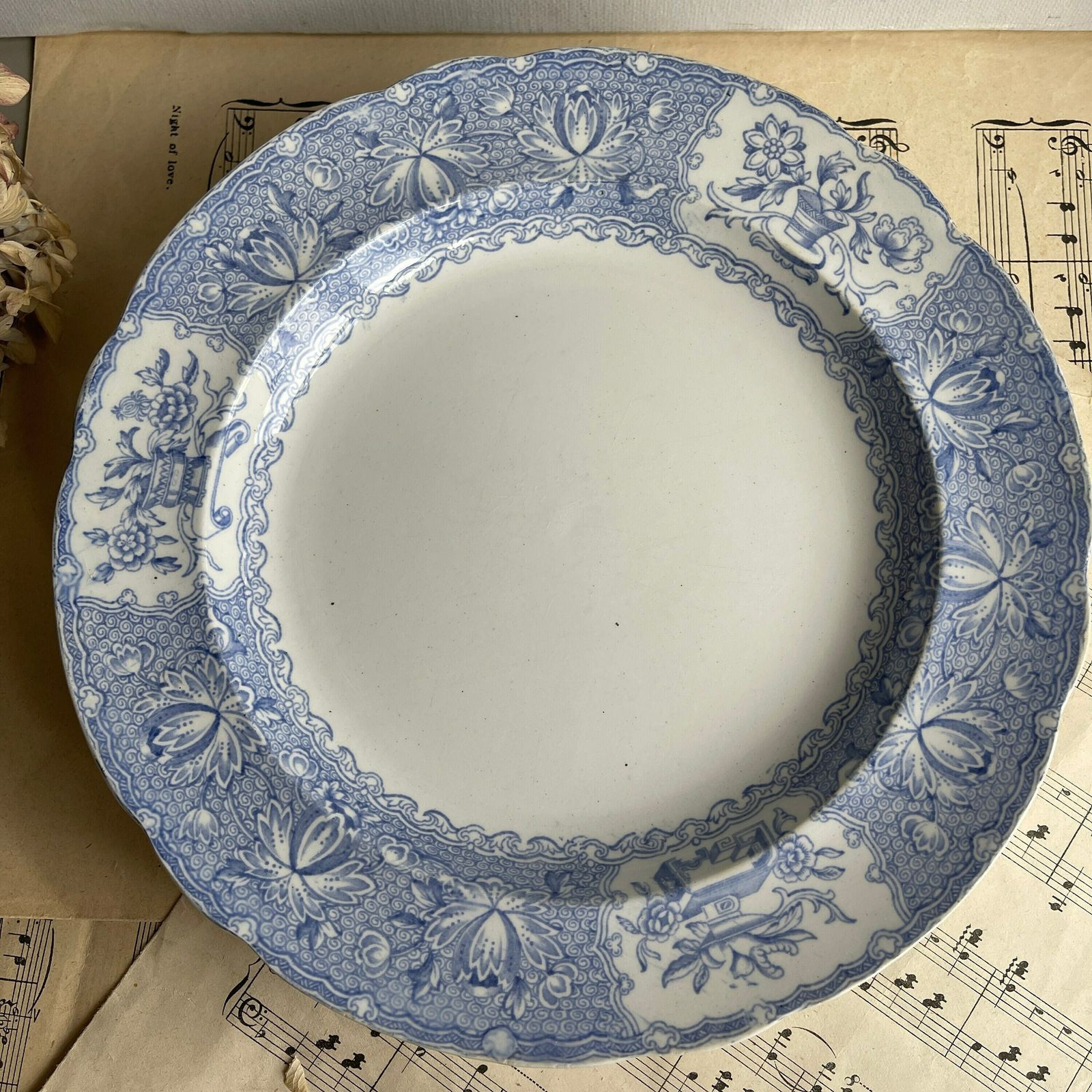 Antique English Blue And White Set Of 5 Luncheon Plates. Copeland And Garrett. New Japan Stone.Shabby Chic photo for sale