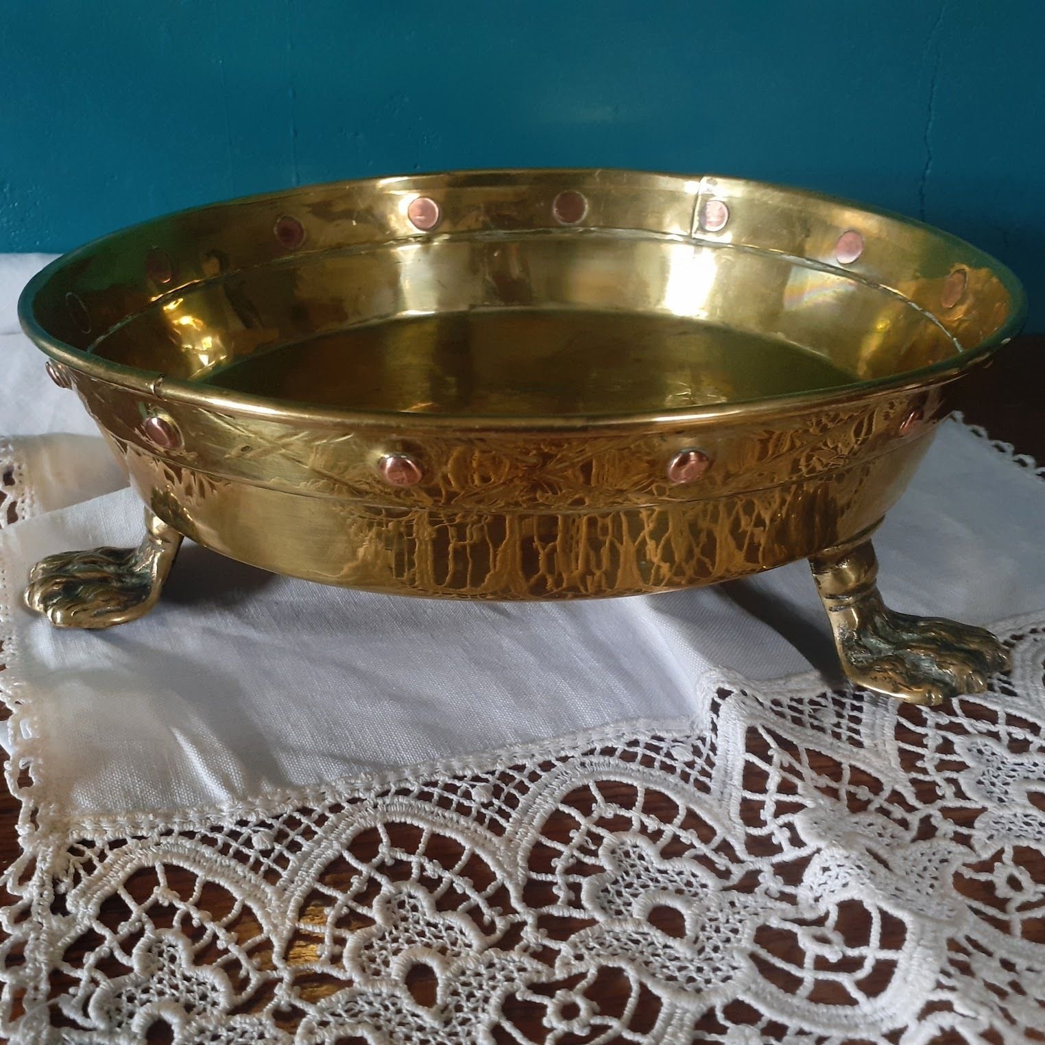 Antique Brass And Copper Riveted Jardiniere With Lion Paw Feet   Plant Stand photo 150.0