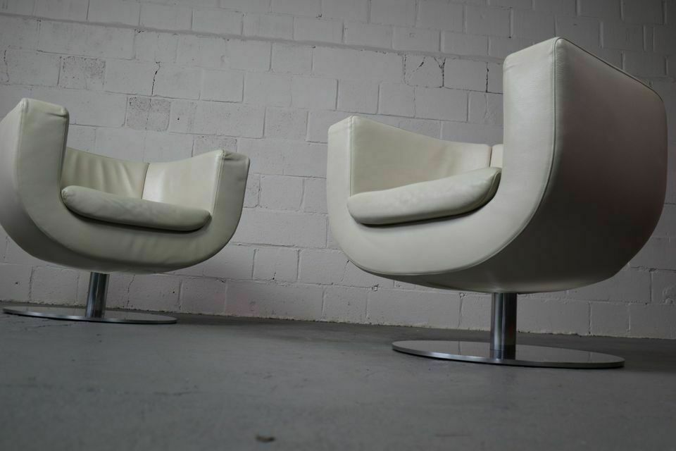 B&B Italia "Tulip" Leather Armchairs Designed By Jeffrey Bernett In 2000 photo furniture