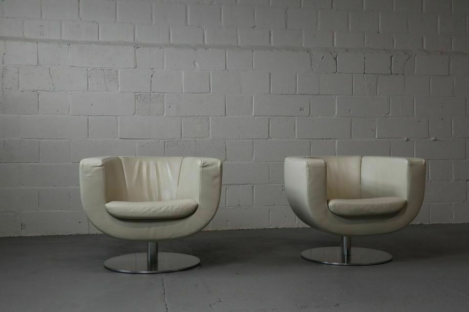 B&B Italia "Tulip" Leather Armchairs Designed By Jeffrey Bernett In 2000 photo Furniture