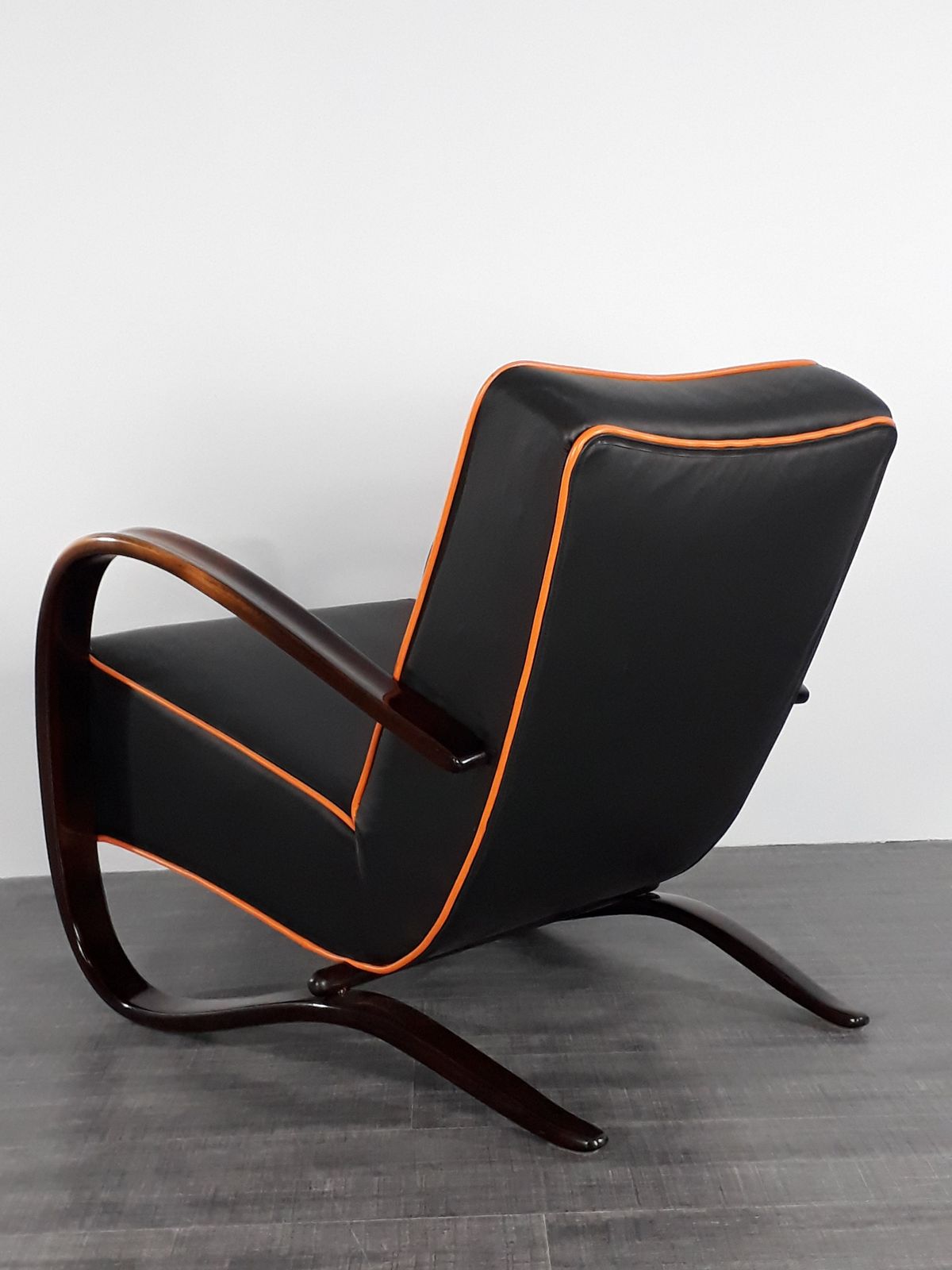 Halabala H269 Armchair In Beech And Black Leather, Czech Art Déco 1930s photo 3550.0