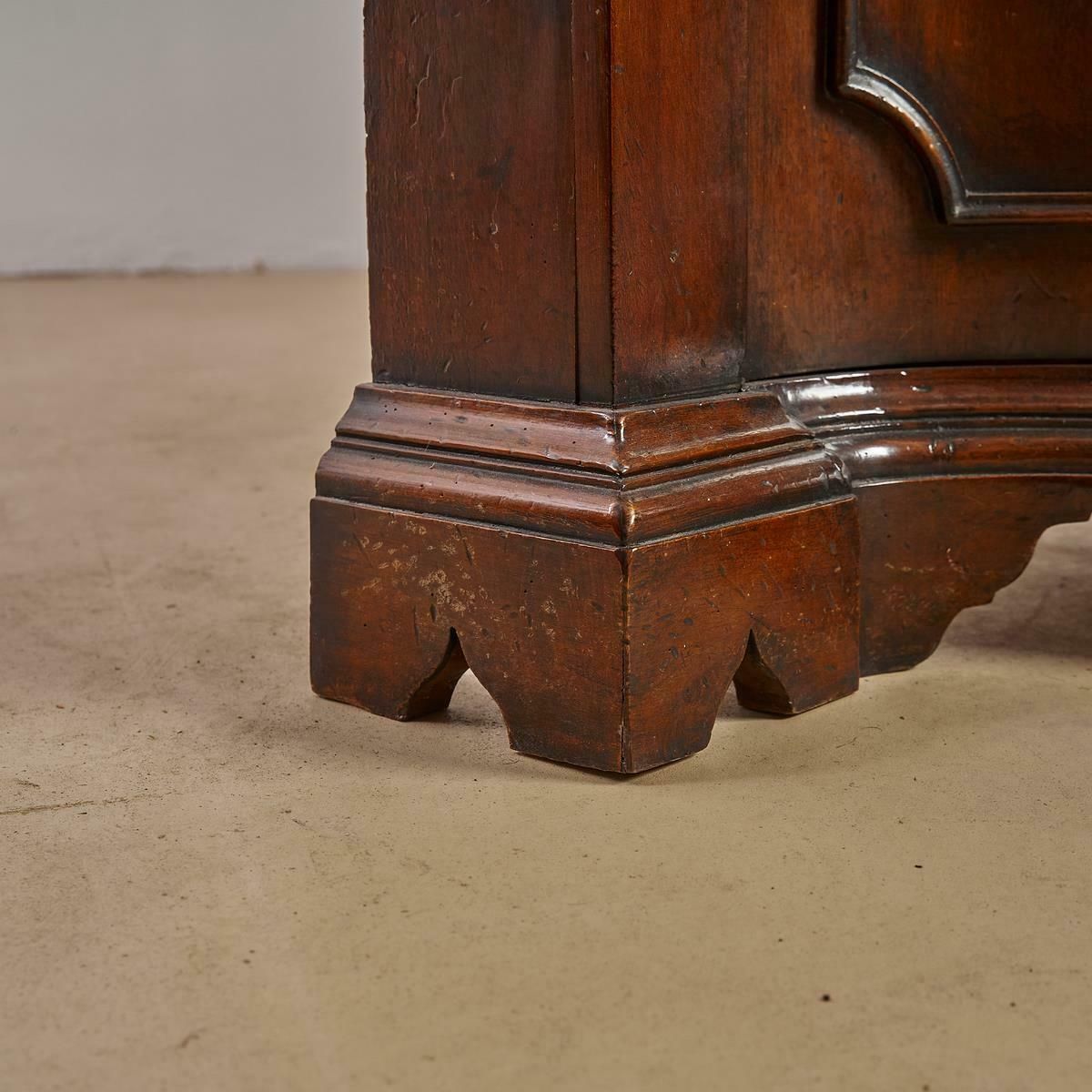 Walnut Sideboard photo vinterior