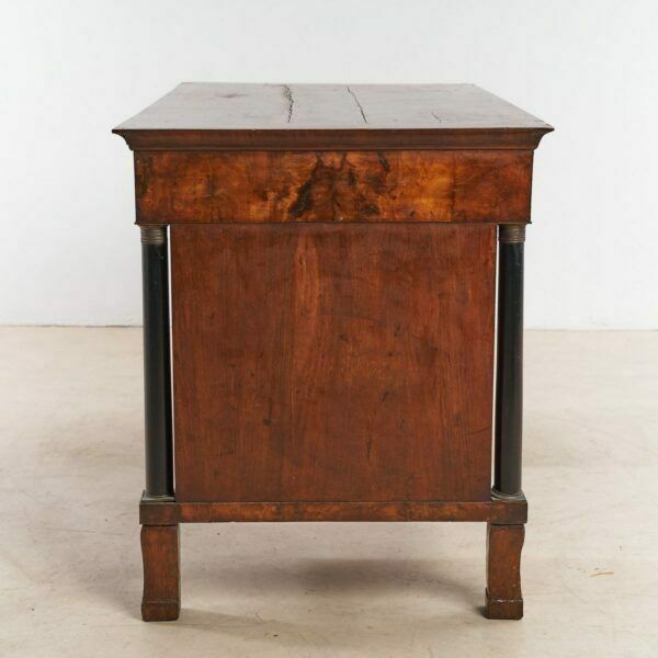 photo vinterior Empire Desk From The Center