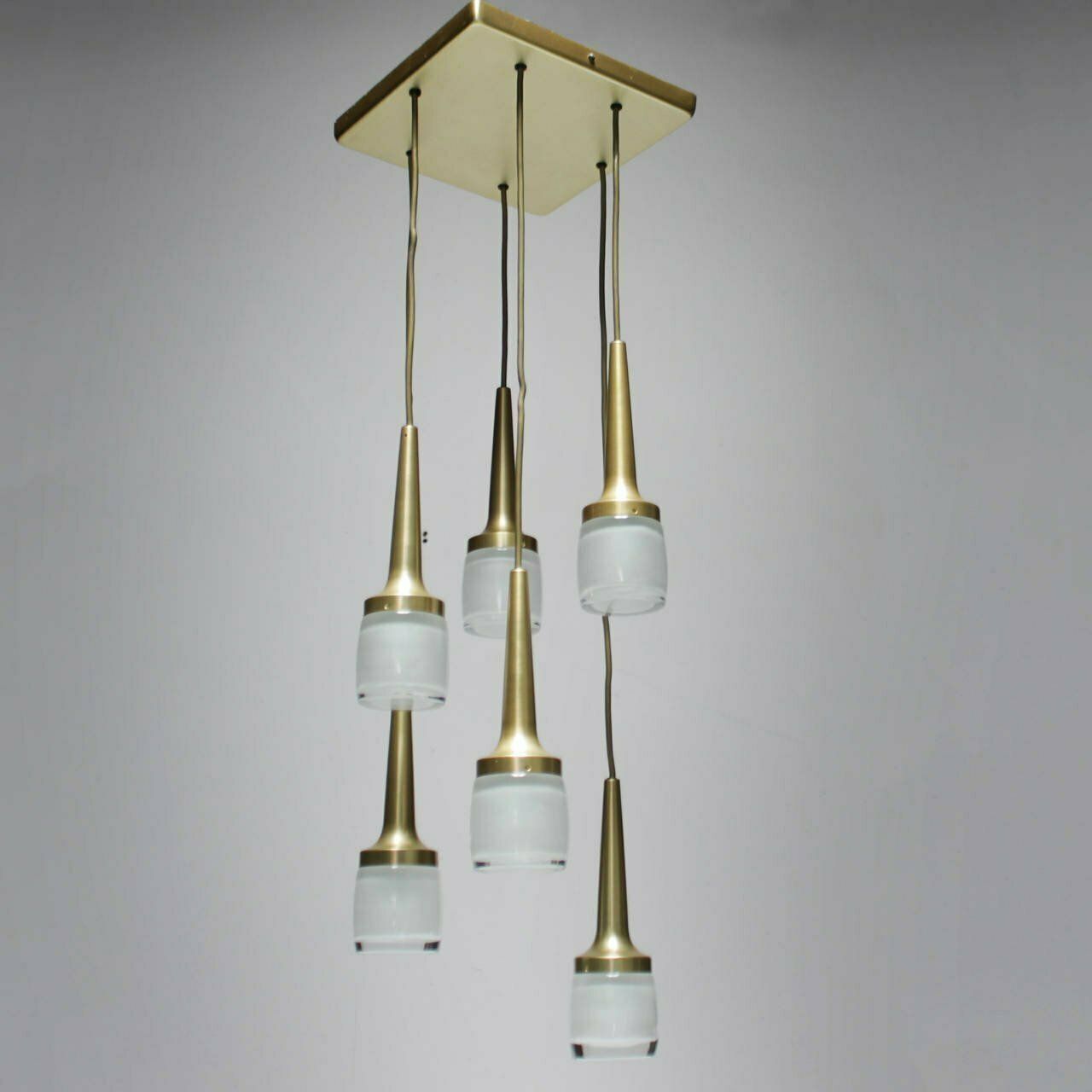 Armatuur Met Zes Staff Hanglampen, Duitsland photo furniture