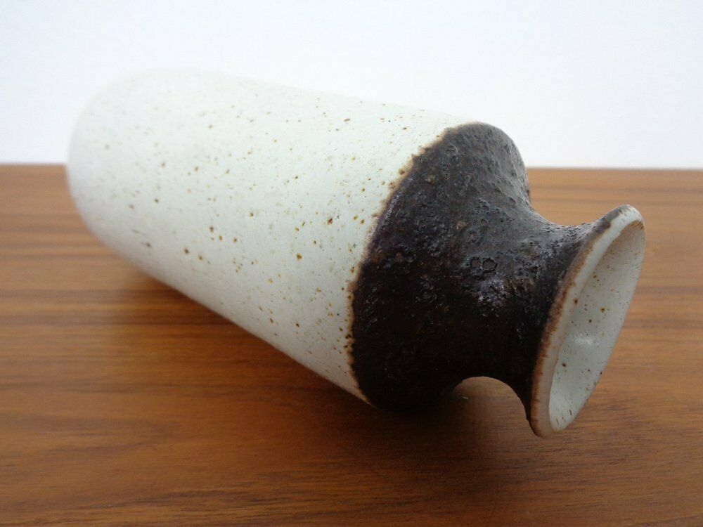 Minimalist Stoneware Vase By Bruno Gambone, Italy, 1970s photo buy