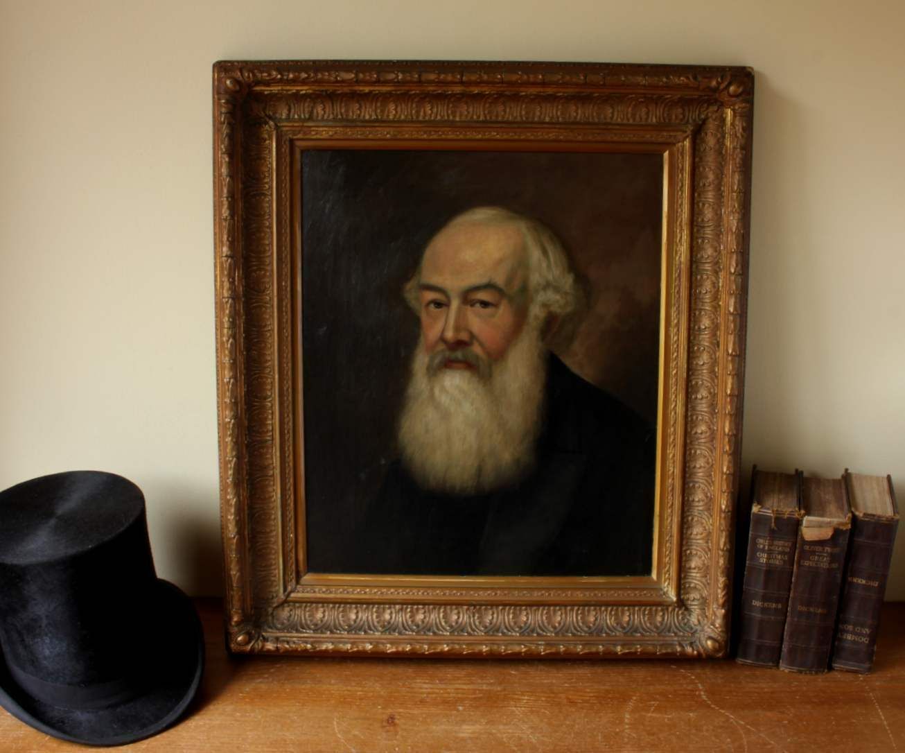 795.0 Bearded Victorian Gentleman Oil Painting. Gilt Gesso Framed Man Portrait. photo