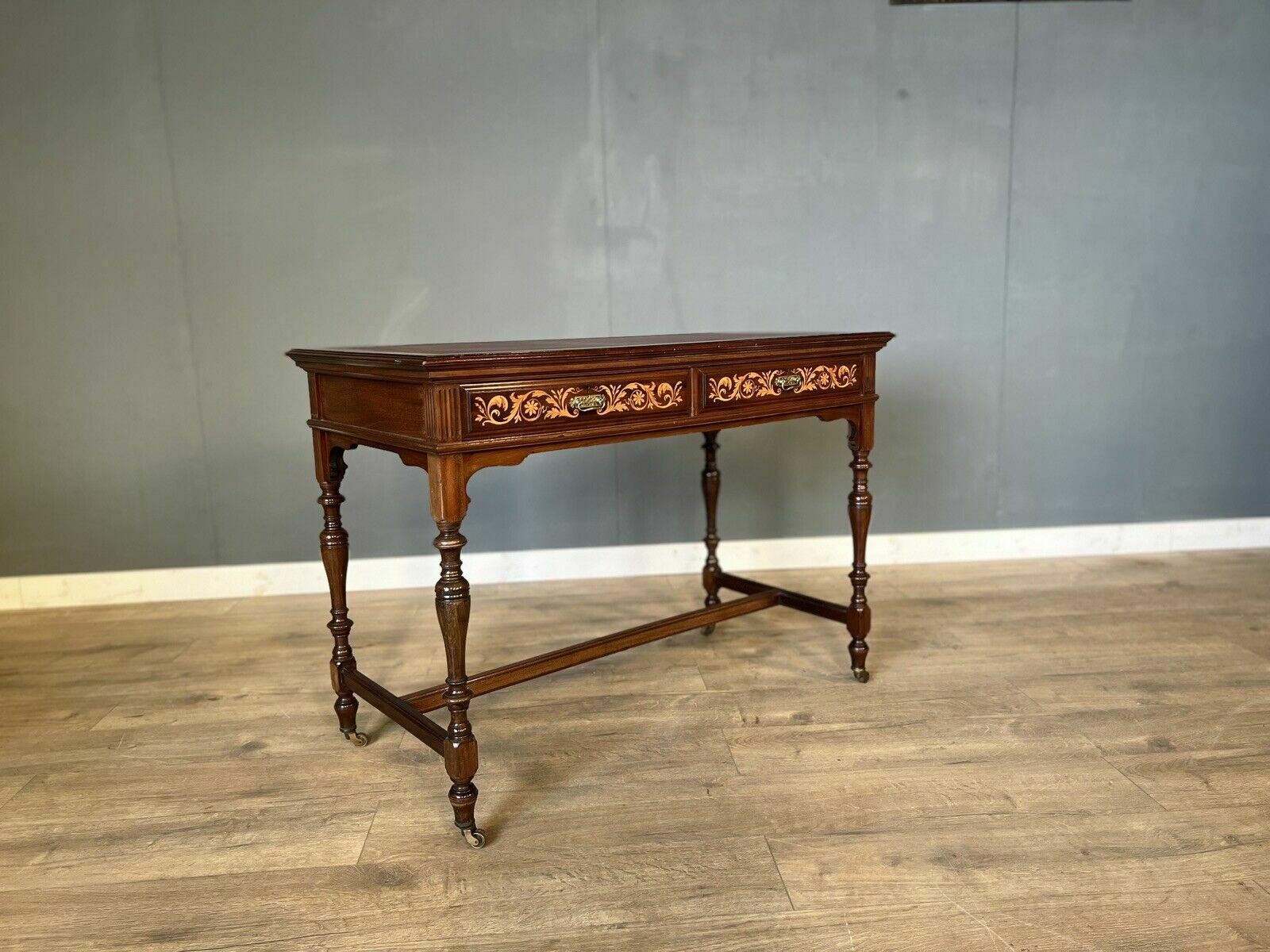 Late Victorian Inlaid Mahogany Gillows Of Lancaster Desk