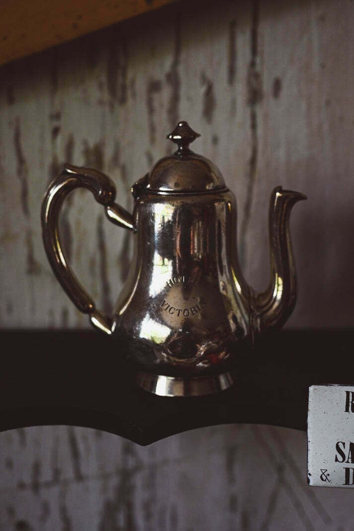 Christofle Teapot   "Hotel Victoria" photo furniture