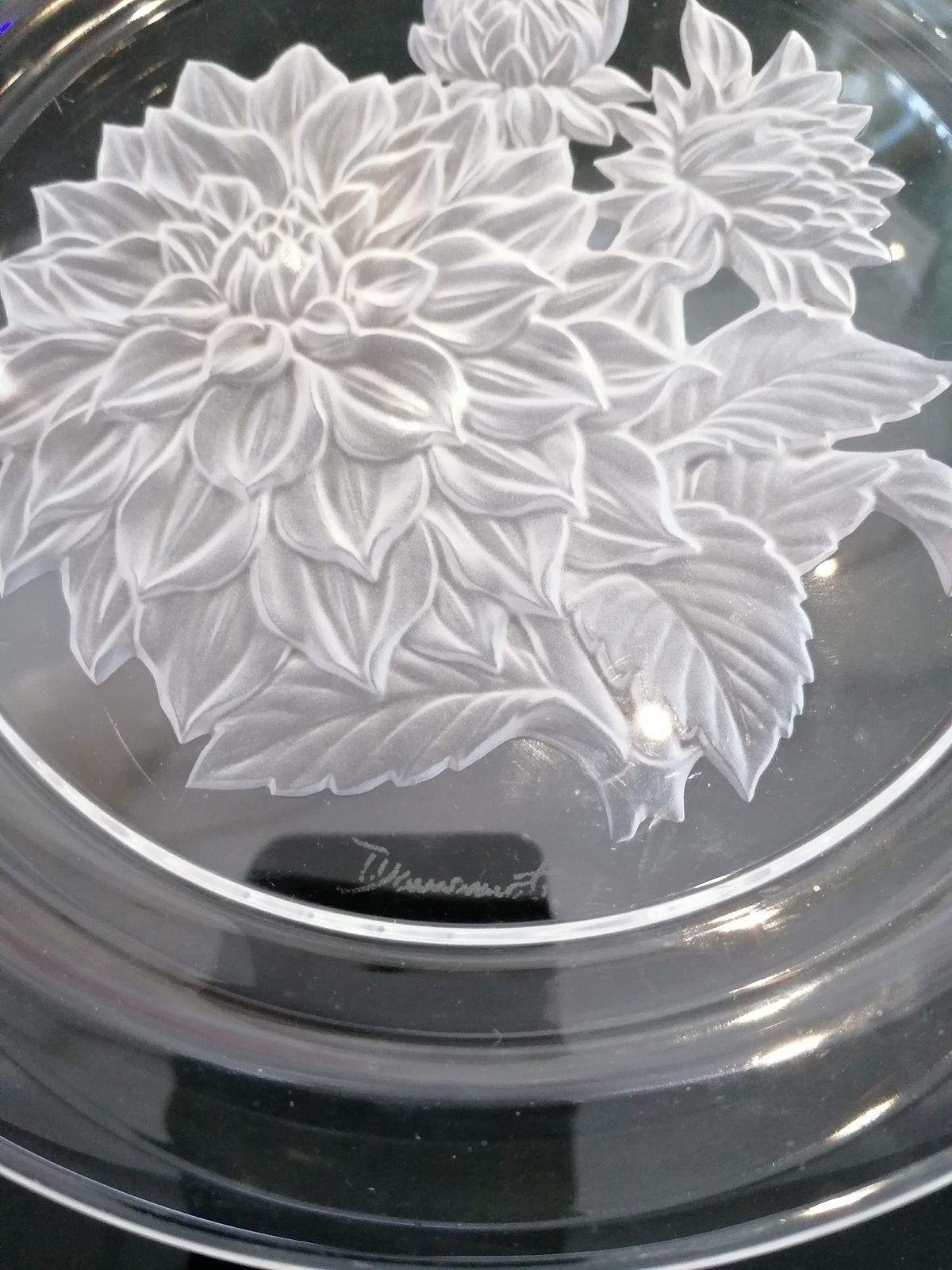 Crystal Hoya Made In Japan Decorative Signed Plate. Ref 5047 photo furniture