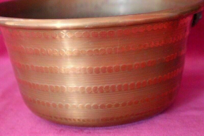 photo vinterior Antique Quality French Hammered Copper Pot/Planter/Jam 18th C 30 X 13 Cm