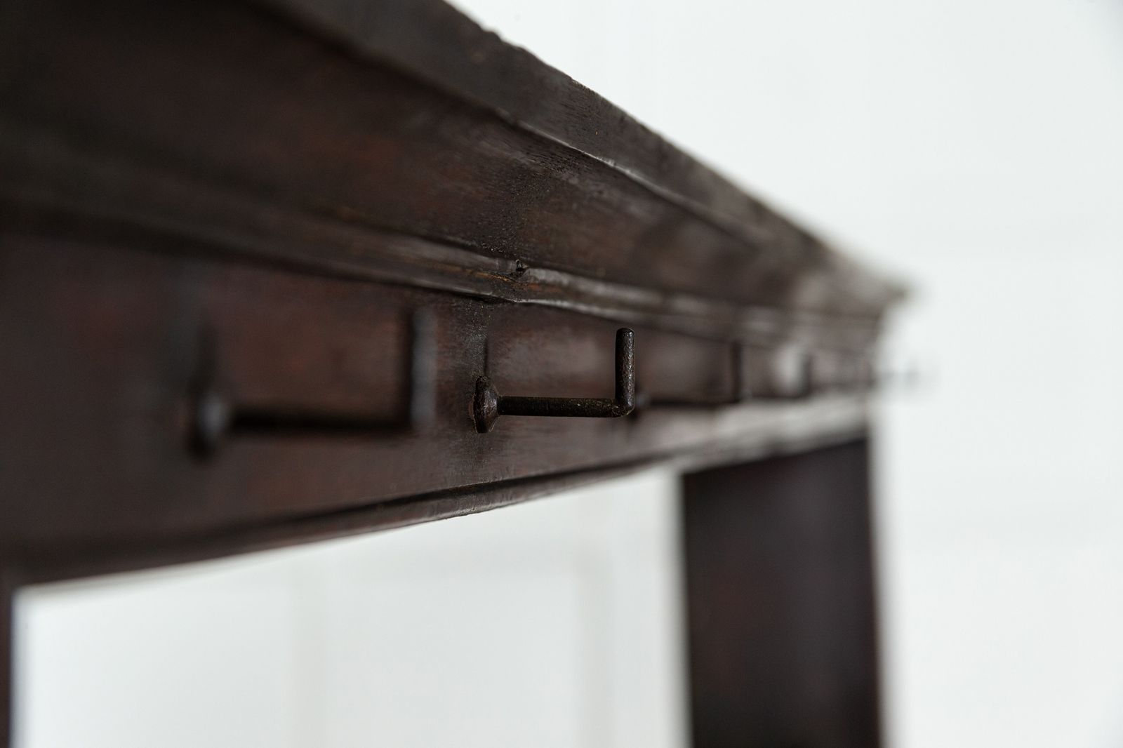 photo vinterior 18thc English Oak Dresser, 18th Century And Earlier