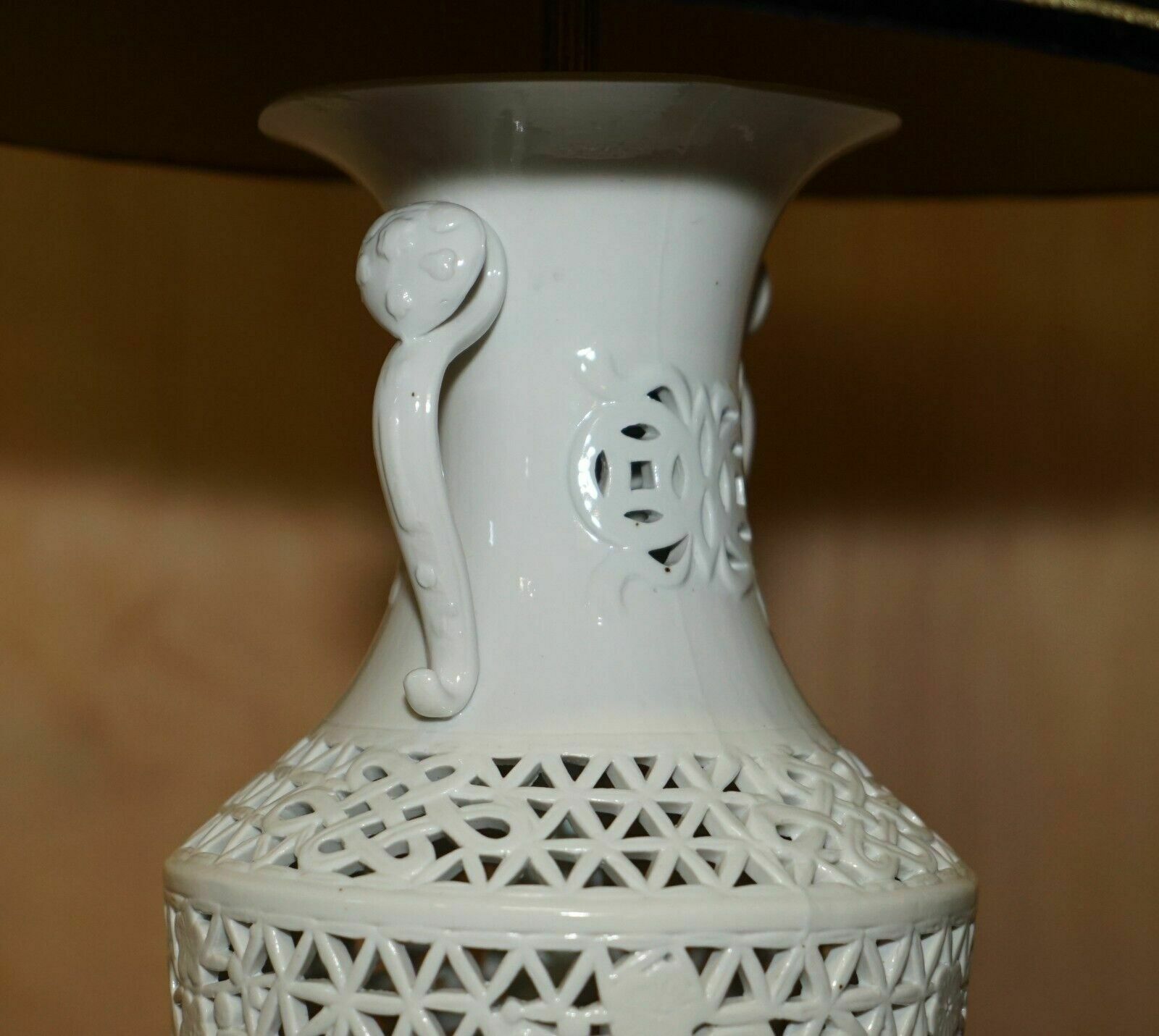 Vintage White Porcelain Chinese Style Lamp With Ornately Pierced Body photo buy