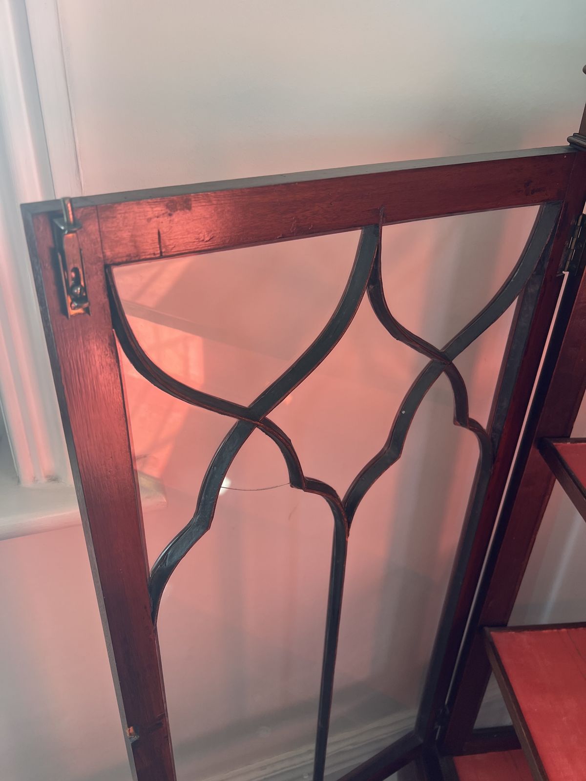 Edwardian Inlaid Glass And Mahogany Display Cabinet photo vinterior