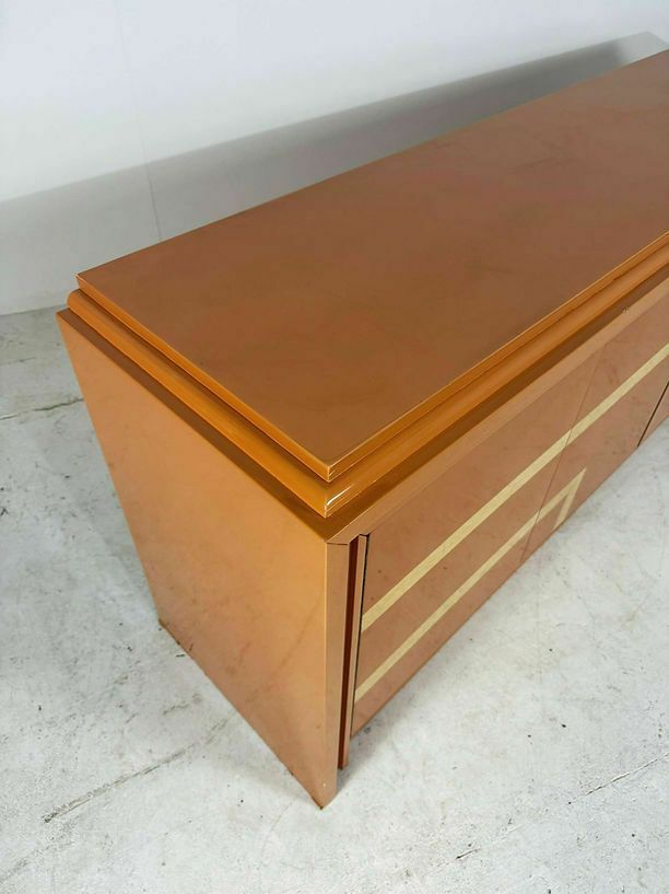 Italiaans Dressoir Met Oranje Lak En Inlegwerk, Jaren 1970 photo vinterior