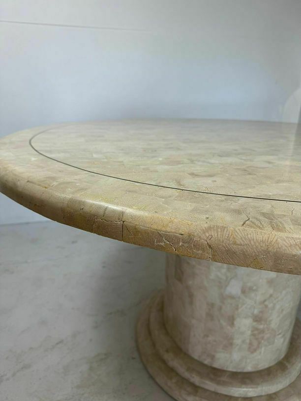 photo for sale Mid Century Ronde Eettafel Van Gemosaiekt Steen En Messing