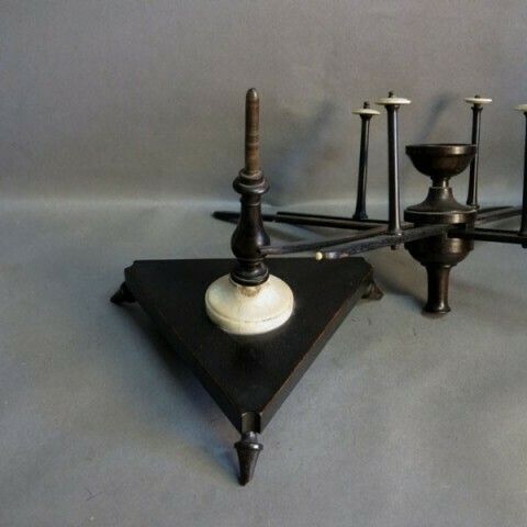 Aniique Coil Winder Ivory And Wood. Germany 1850   1880. photo vinterior