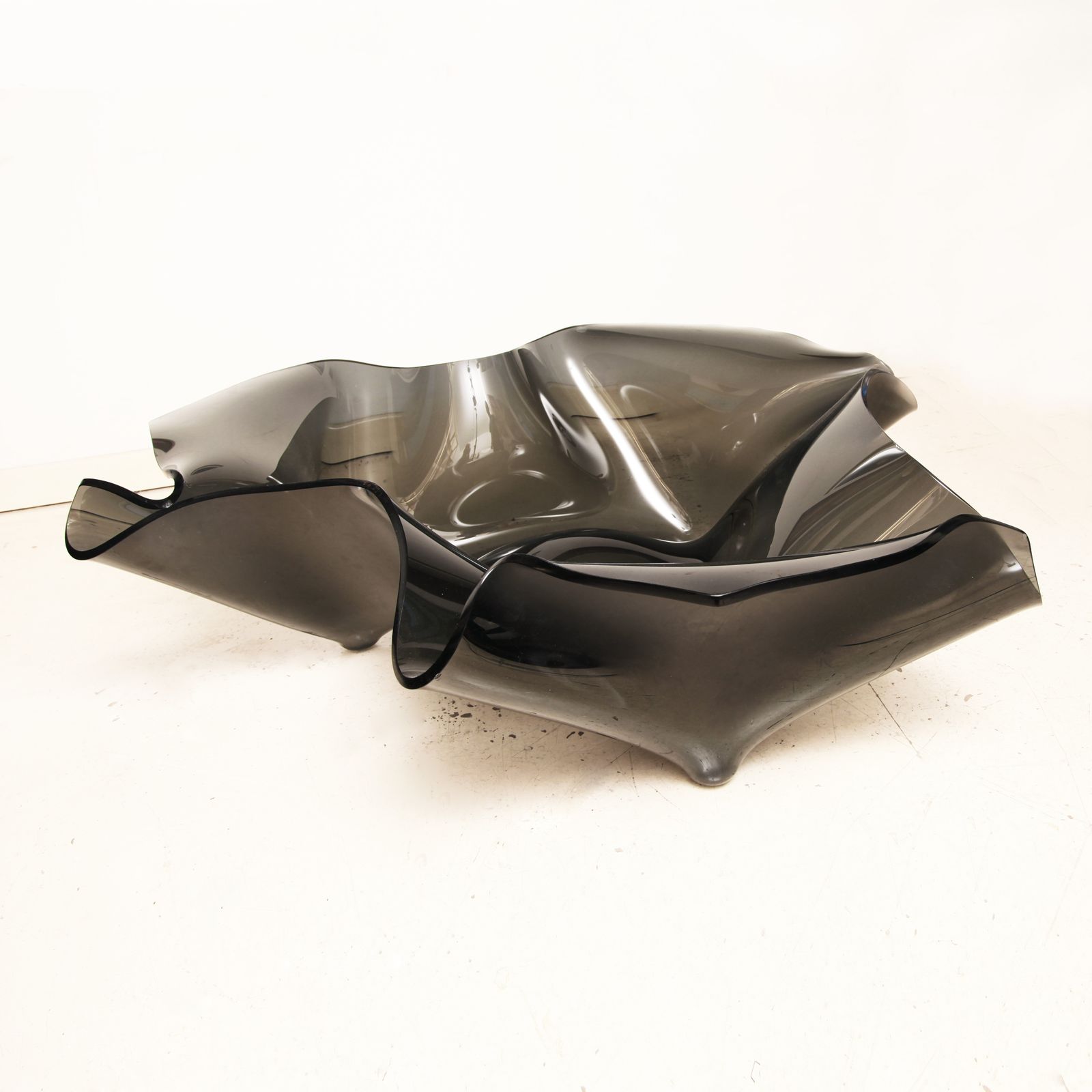 Postmodern Xxl Laurel Fyfe Sculptural Coffee Table Black Glass 1990s photo vinterior