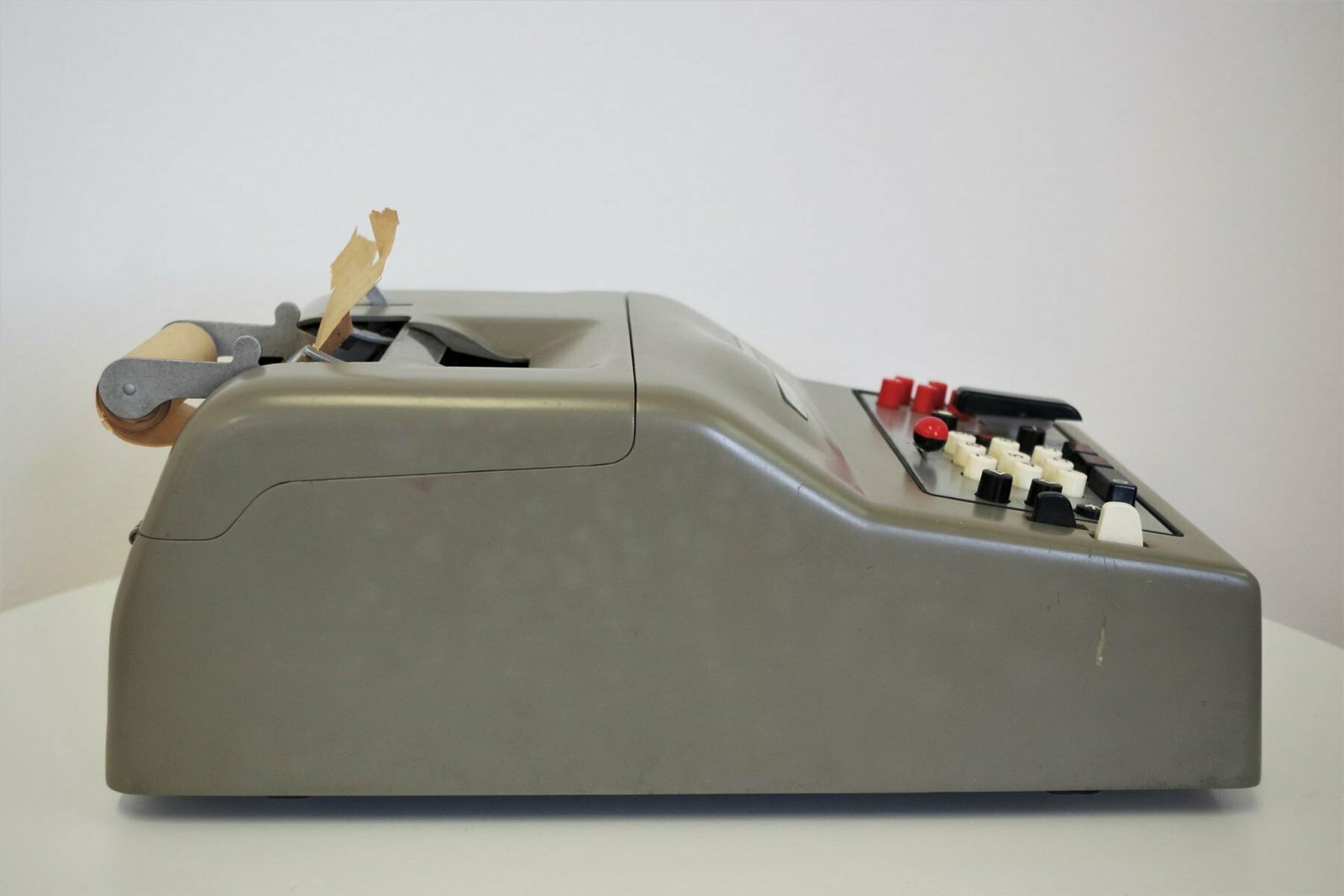 Divisumma 14 Calculator By Olivetti, 1940s photo Home Decor