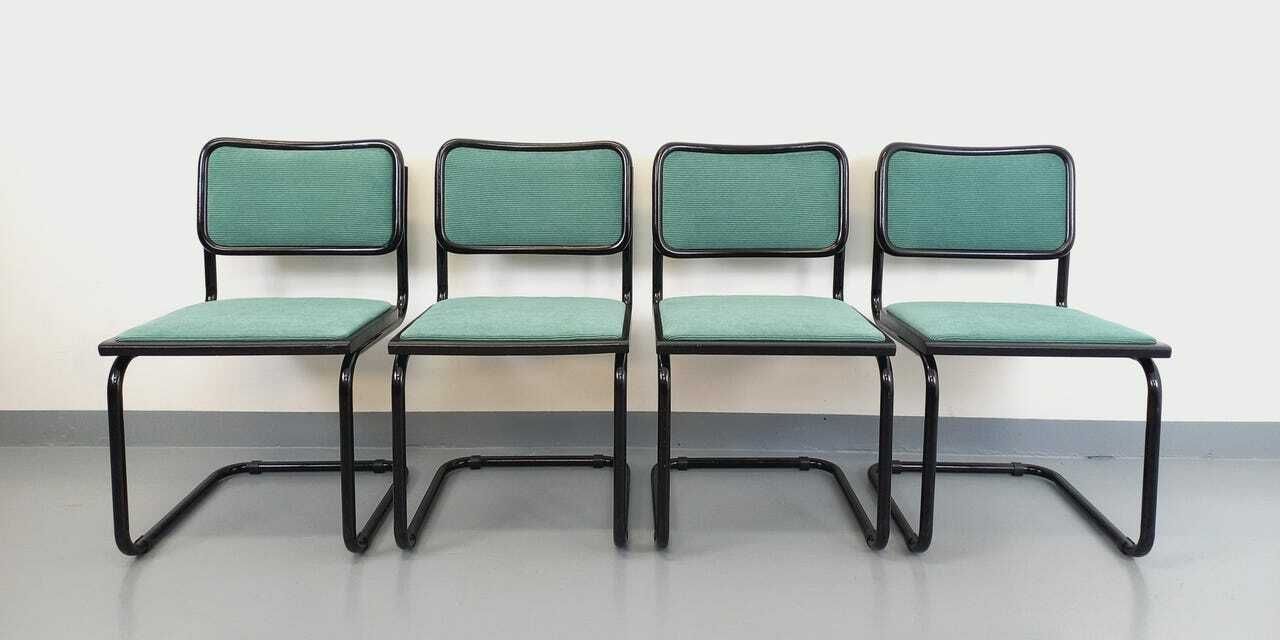 Lot de 4 chaises Marcel Breuer Cesca B32 en métal et tissu photo furniture