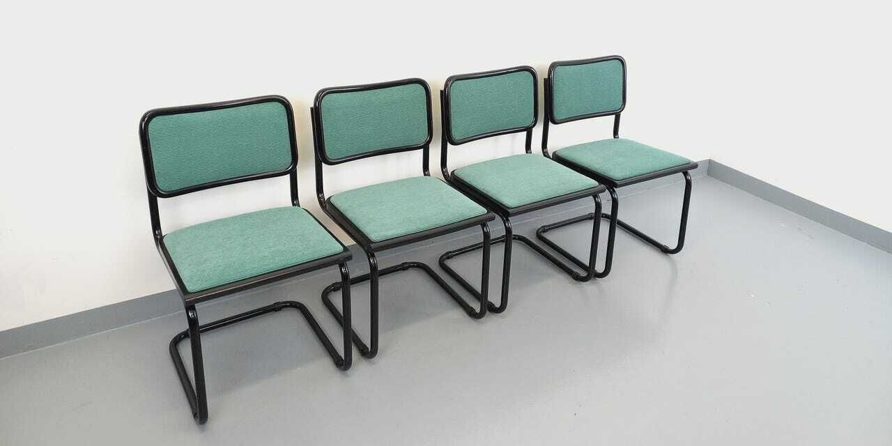 Lot de 4 chaises Marcel Breuer Cesca B32 en métal et tissu photo Mobilier