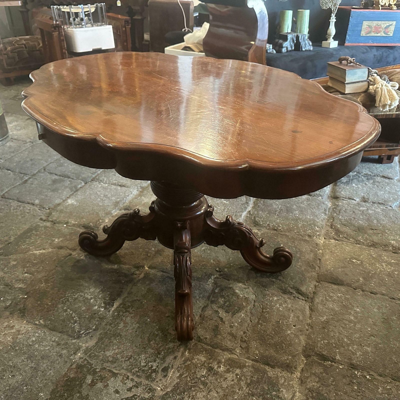 1880s Louis Philippe Mahogany Feather Turtle Shell Shaped Sicilian Side Table photo buy