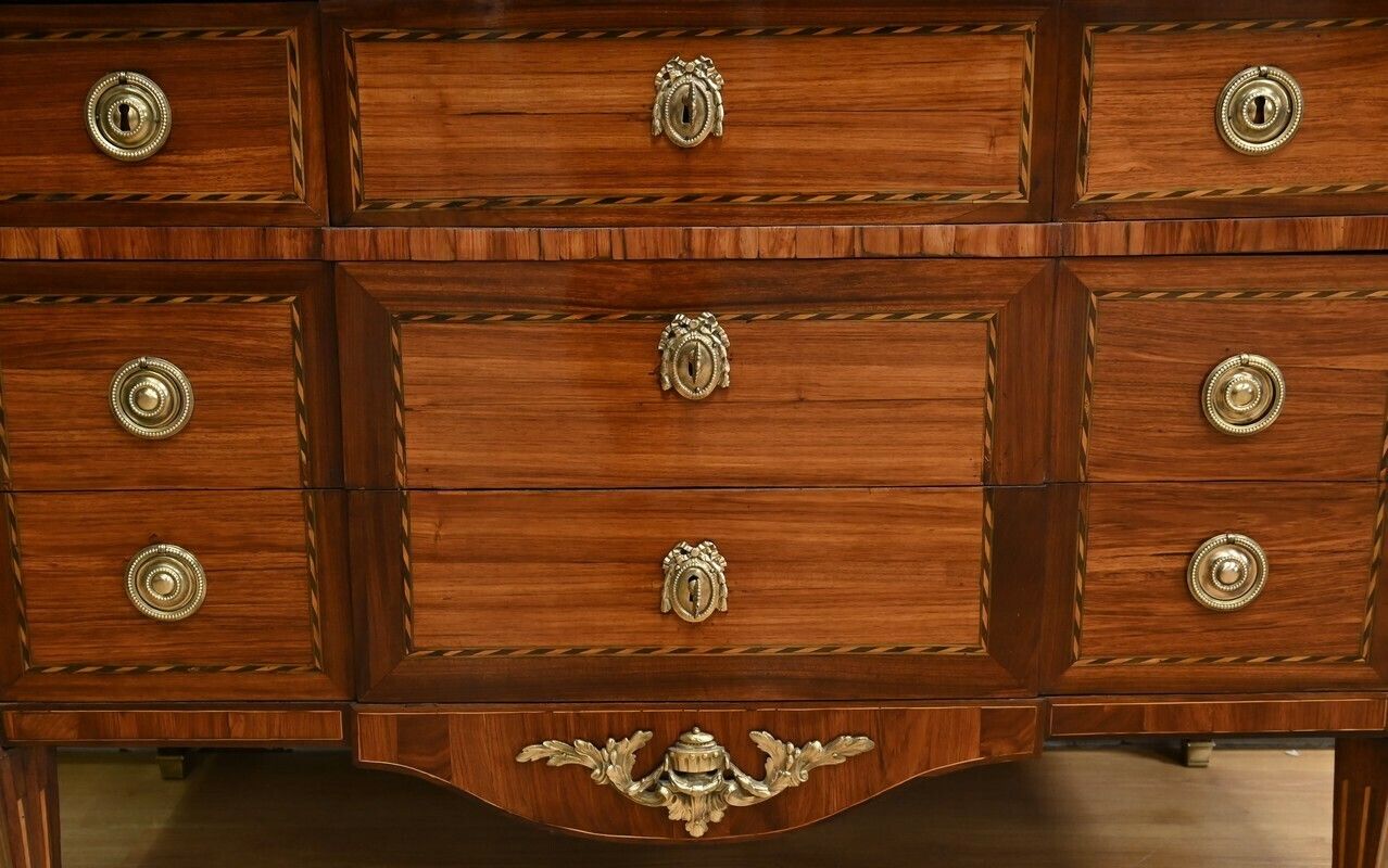 photo vinterior Important Louis XVI – 18th Century Writing Chest Of Drawers