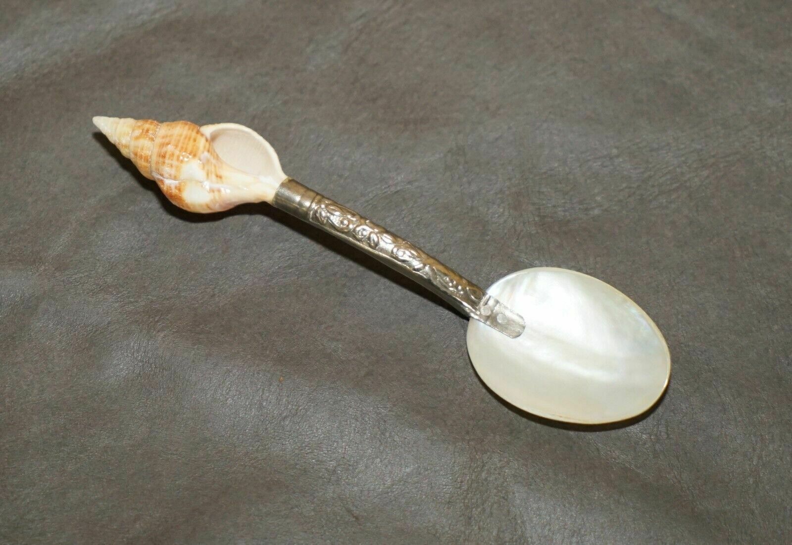 photo furniture Four Antique Victorian Mother Of Pearl & Sterling Silver Tested Shell Tea Spoons
