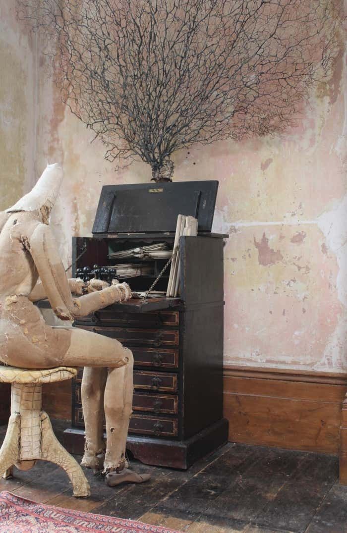 photo vinterior Late 19th Century Unusual Aesthetic Movement Painted Clerks Desk