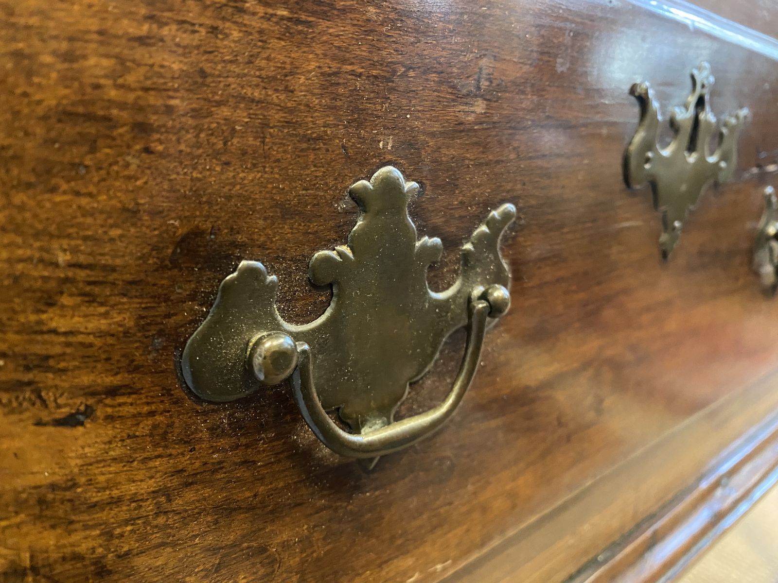 Mid 18th Century Walnut Dresser Base photo 1595.0