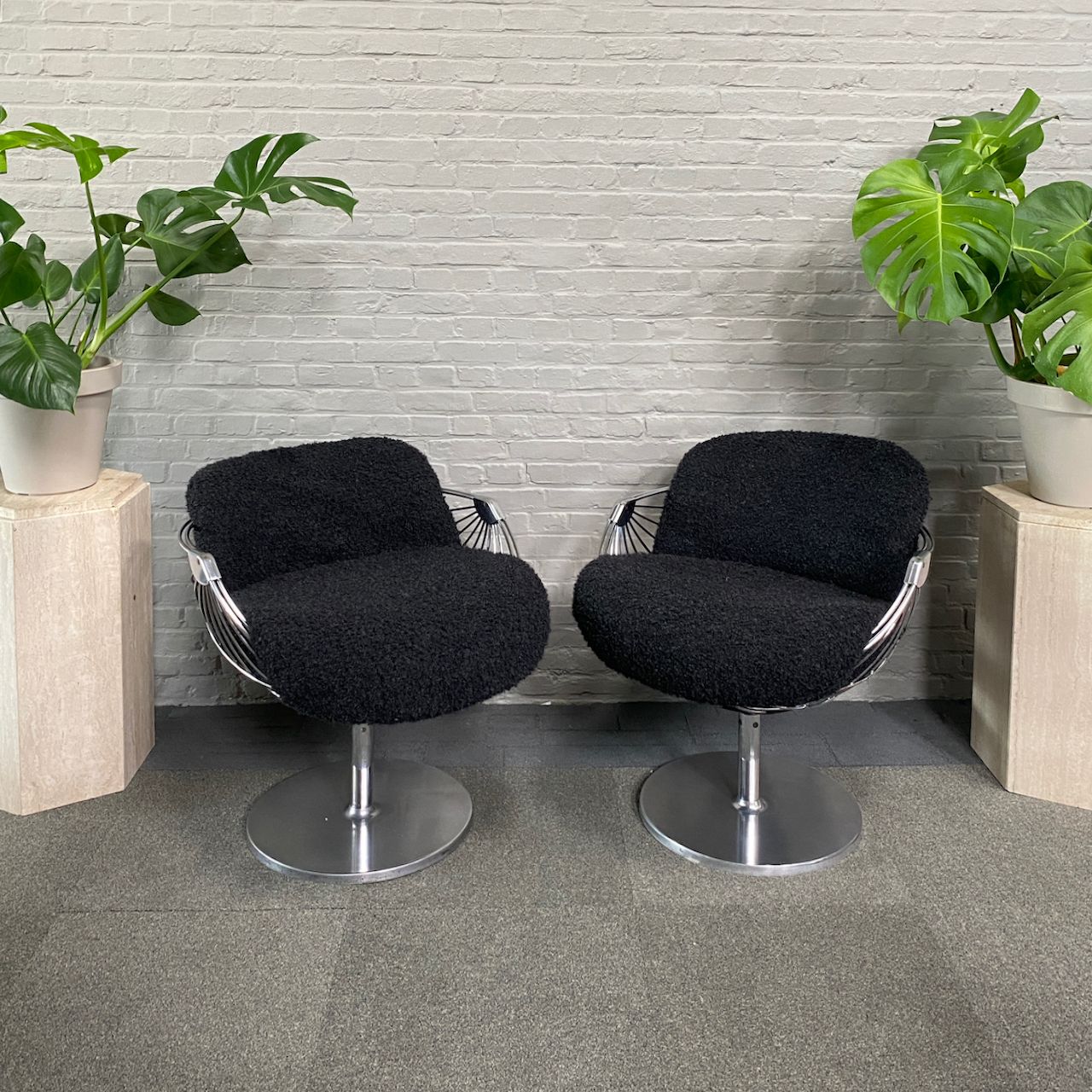 Pair Atomic Ball Chairs By Rudi Verelst For Novalux   Belgium 1974