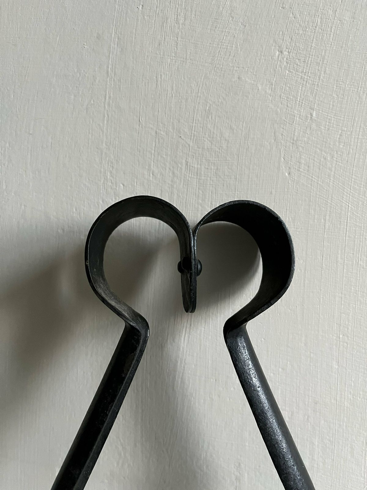 Antique Steel Sheep Shears & Metal Skimmer, Rustic Primitive Farmhouse Style Kitchen Accessories Or Tools photo Home Decor