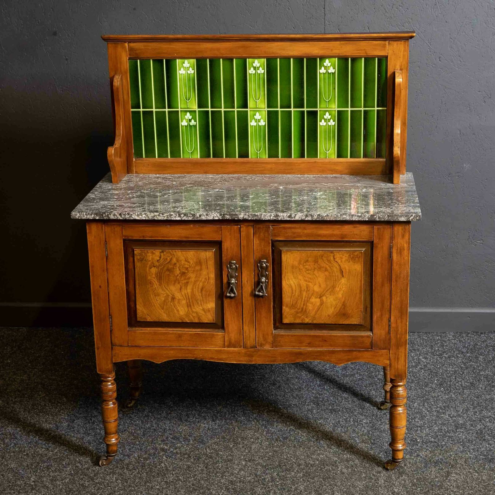 Late Victorian Walnut Washstand photo 1195.0