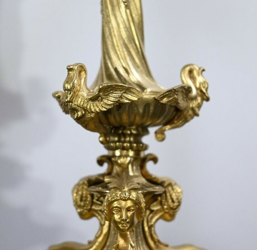 photo vinterior Pair Of Golden Bronze Candlabers, Restoration – Early 19th