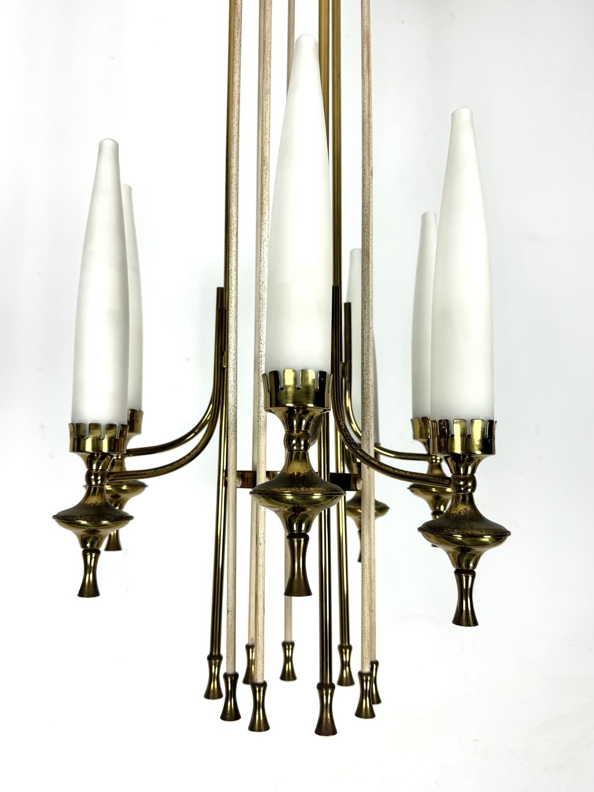 photo furniture Mid Century Arredoluce Monza Brass And Six Opaline Glasses Chandelier. Italy 1950s