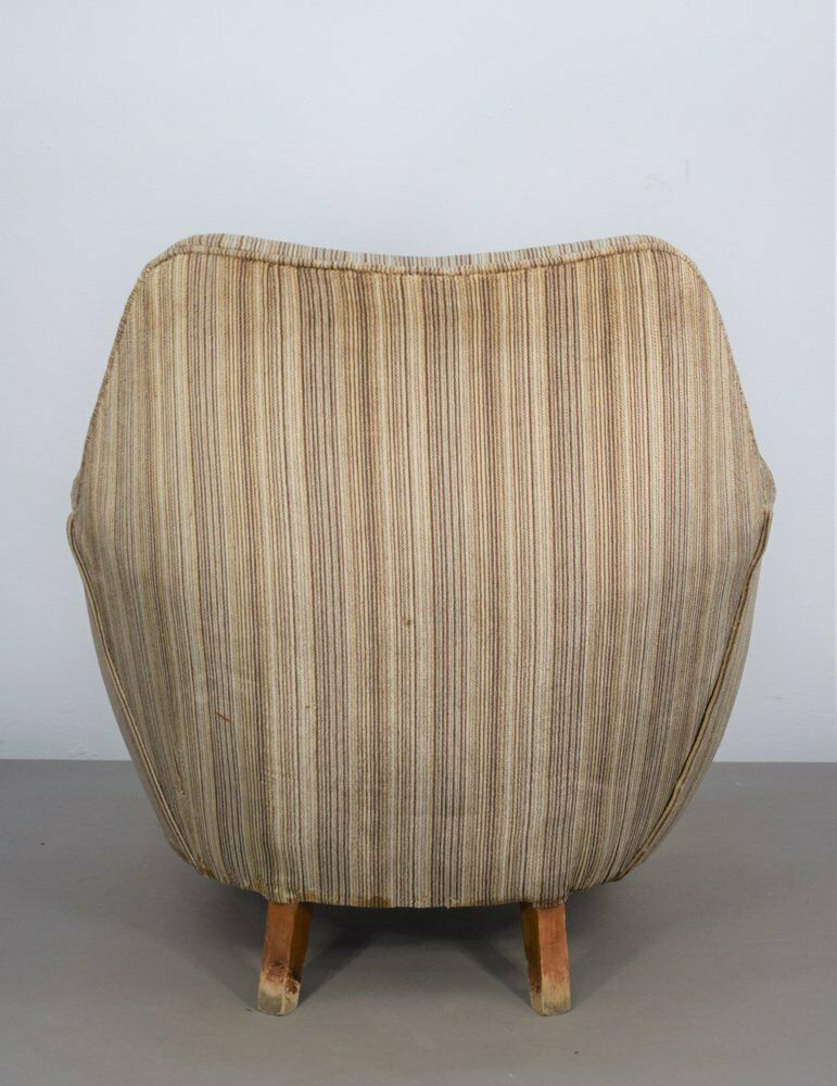 261.0 Mid Century Italian Armchair, 1950s photo