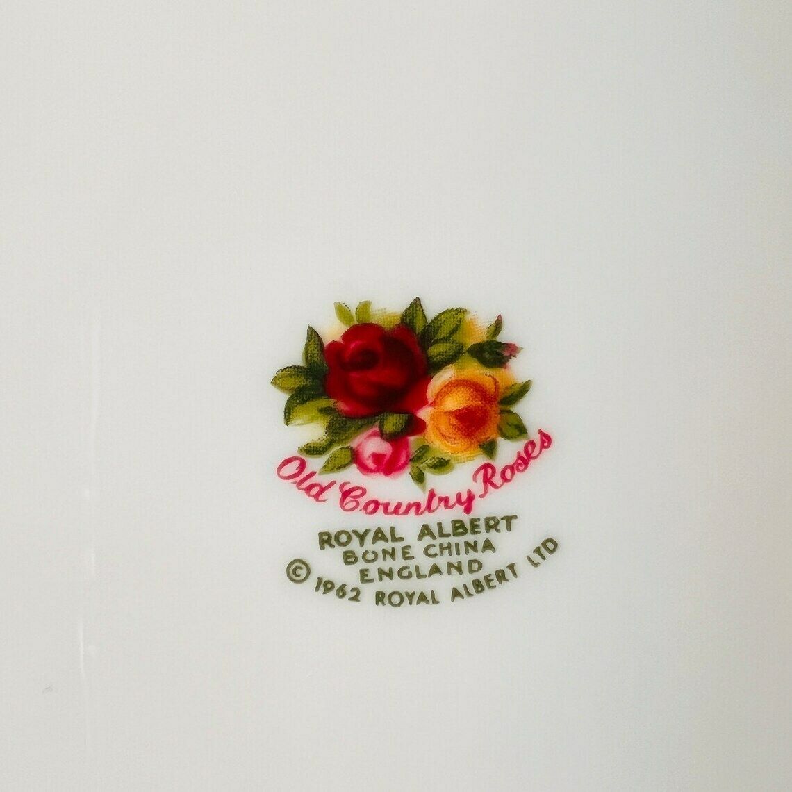 photo furniture 1st Quality Royal Albert Old Country Roses Made In England Set Of 6 Egg Cups Year 1960