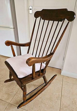 Beautiful 1950's Oak Rocking Chair photo vinterior