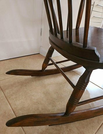 photo vinterior Beautiful 1950's Oak Rocking Chair