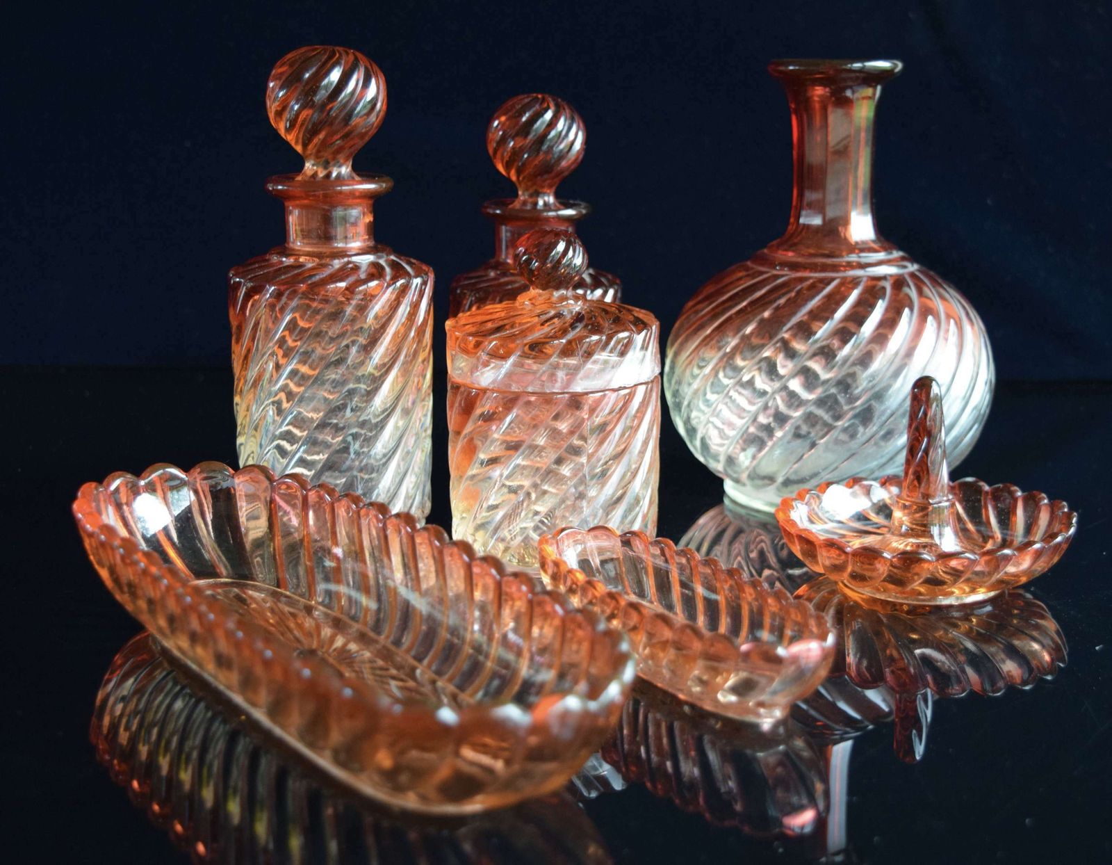 Baccarat Swirl Rose Tiente Dressing Table Set Belle Epoque photo 325.0
