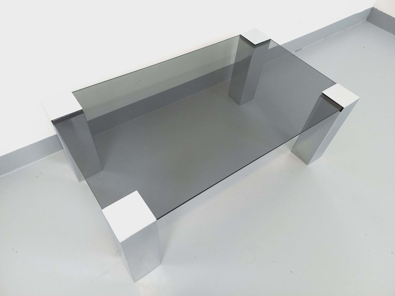 1917.0 Table basse rectangulaire Willy Rizzo en verre fumé photo