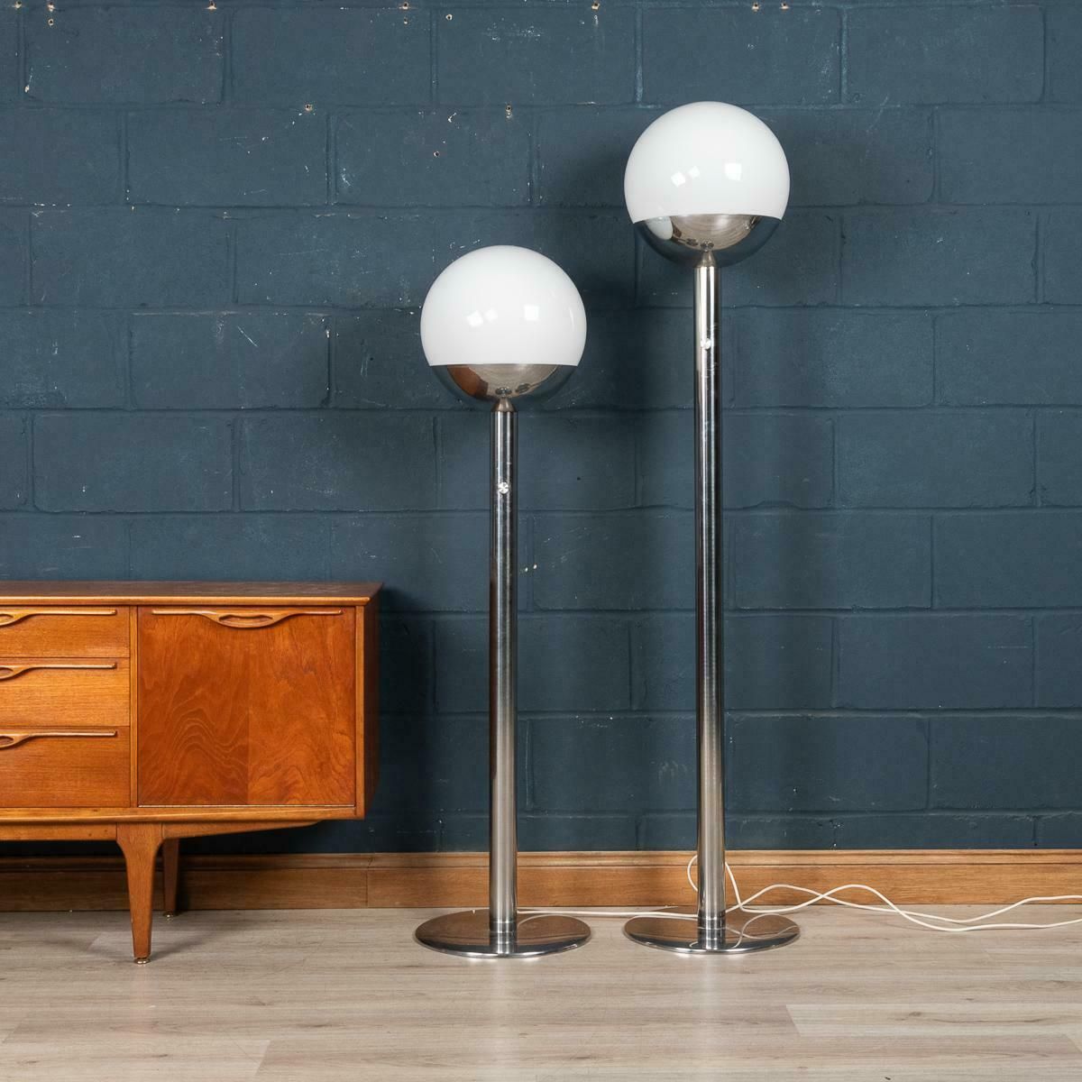 Graduated Pair Of Floor Lamps, Pia Guidetti Crippa For Luci Italia, C.1970 photo Lighting
