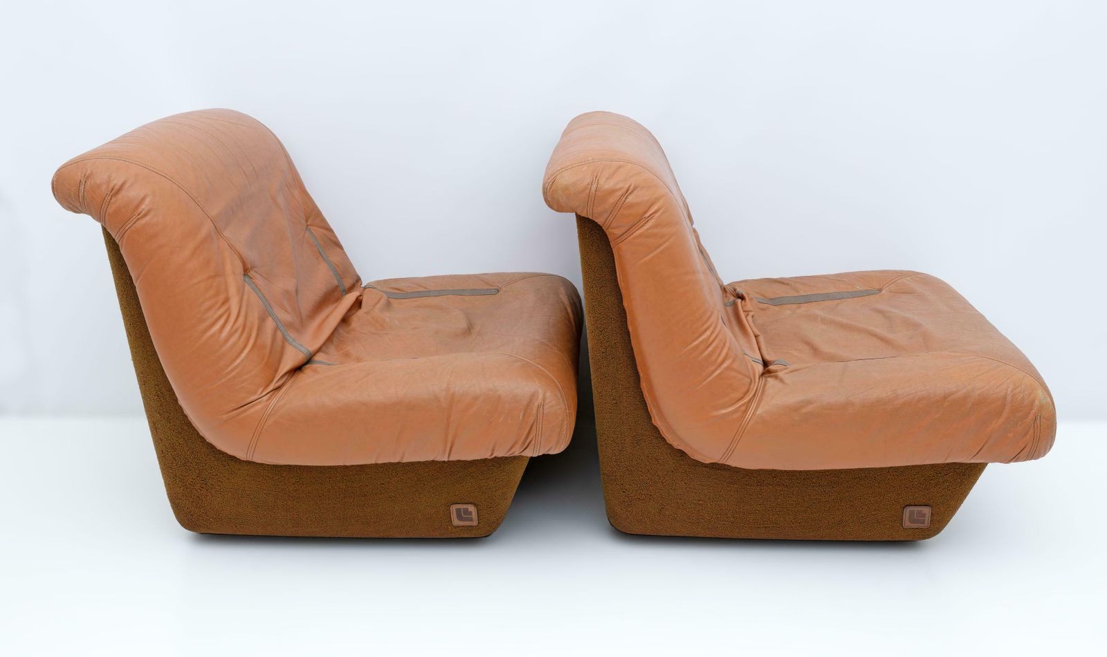 Pair Of Lev & Lev Mid Century Modern Fiberglass Frame Leather Armchairs photo Furniture