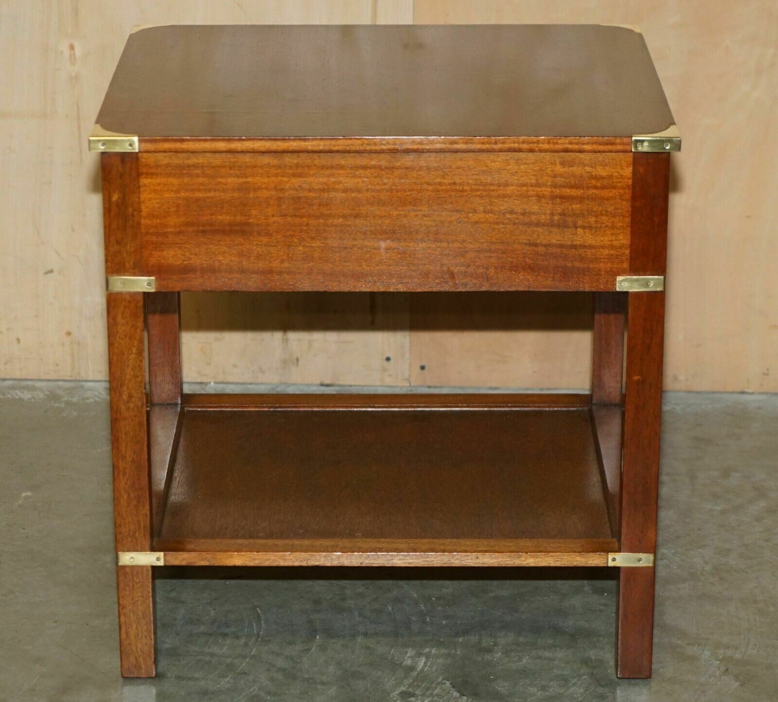photo vinterior Pair Of Fully Restored Harrods London Military Campaign Single Drawer Side Table