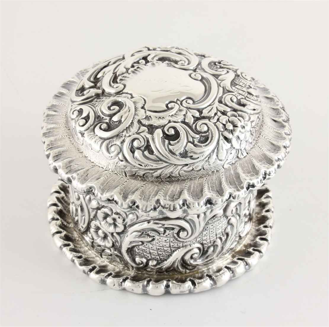 Silver Jewellery Box. Repousse Lidded Trinket Pot. Mappin Brothers. 1895. photo furniture