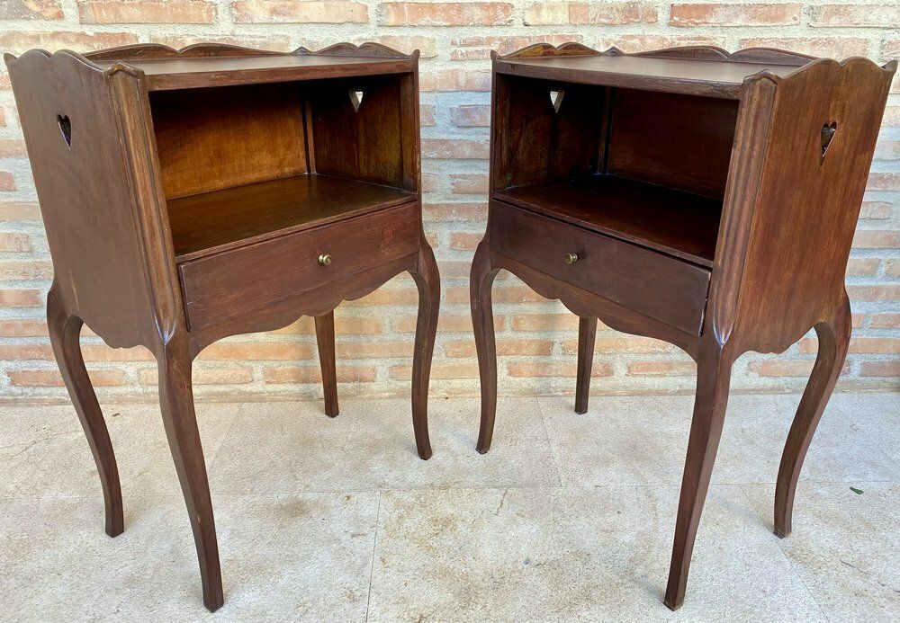 French Louis XV Style Walnut Nightstands, 1960s, Set Of 2 photo 1858.0