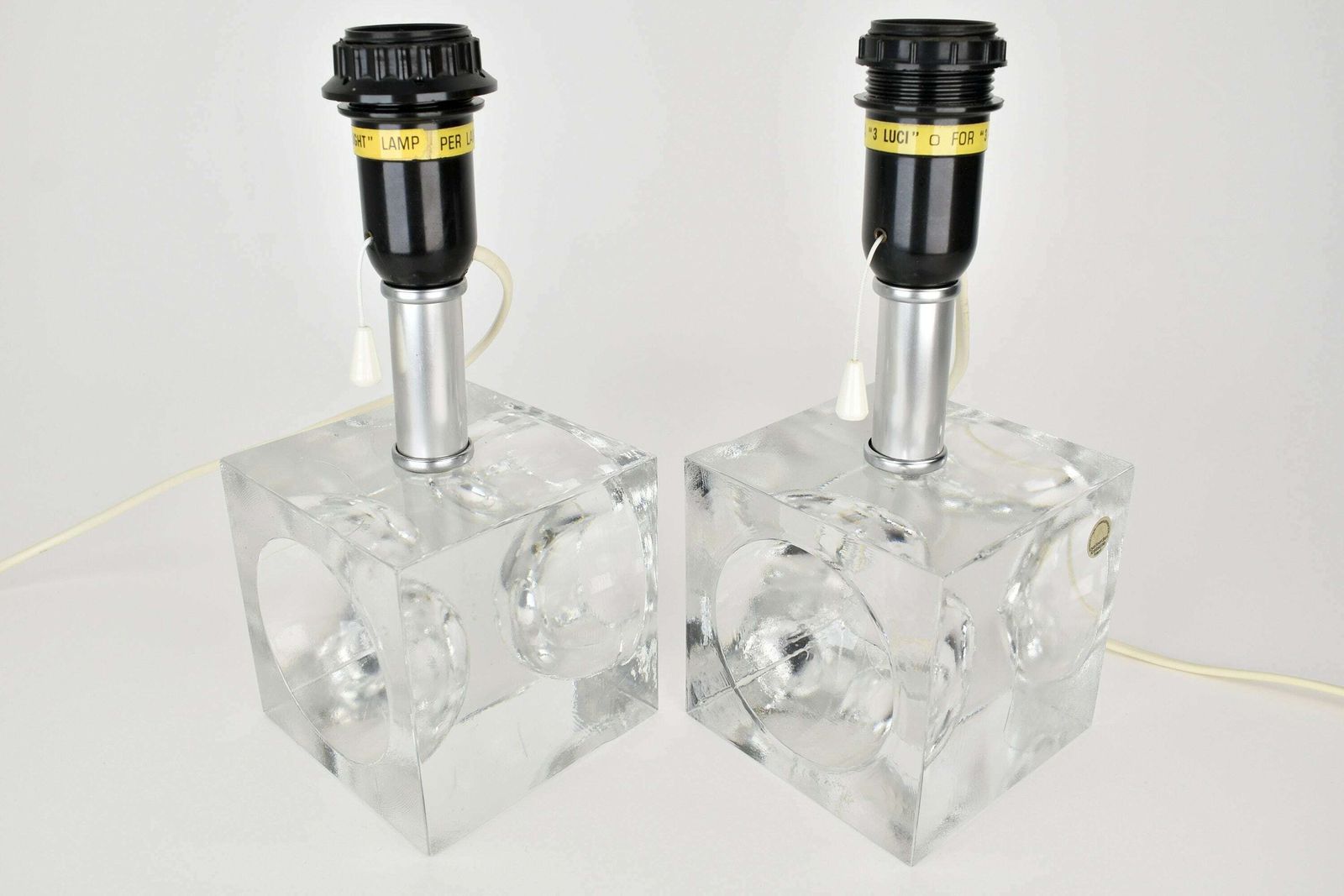 Stunning Set Of Crystal Cubic Modernist Table Lamps | Vintage Postmodern Bedside Accent Lights Mid Century Modern Clear Solid Glass Scandi photo buy