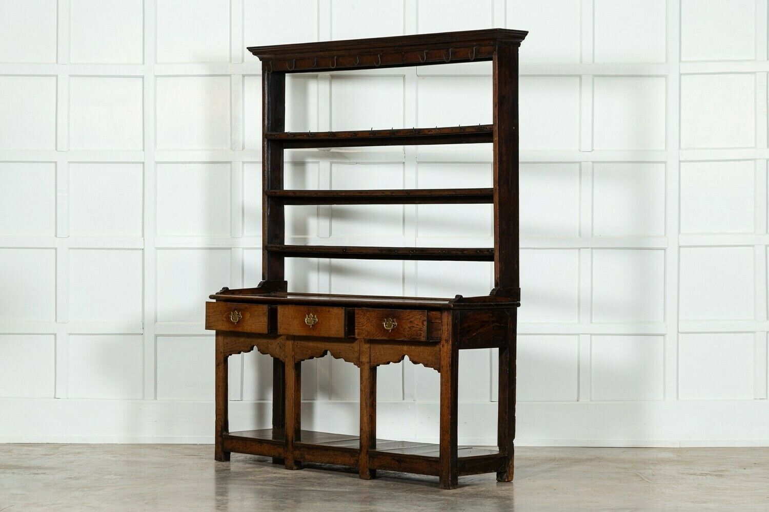 English George III Oak Potboard Dresser photo 5118.0