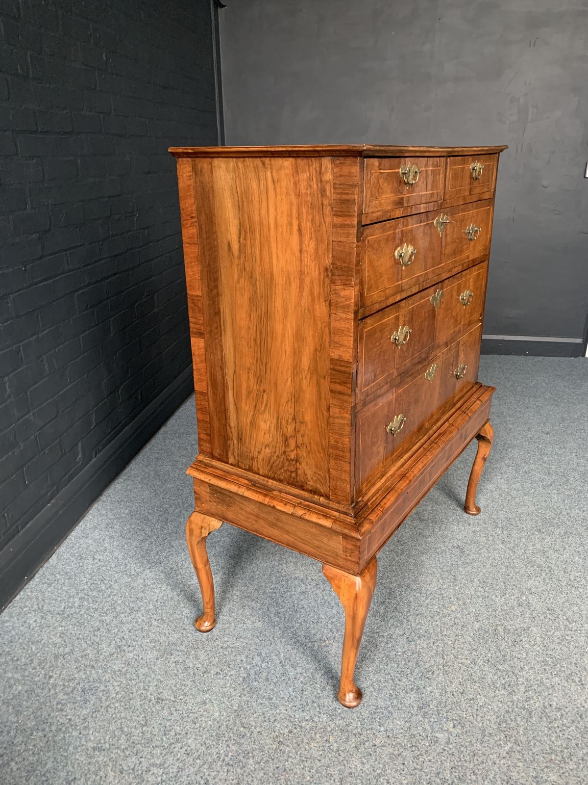 George II Walnut Chest On Stand photo vinterior