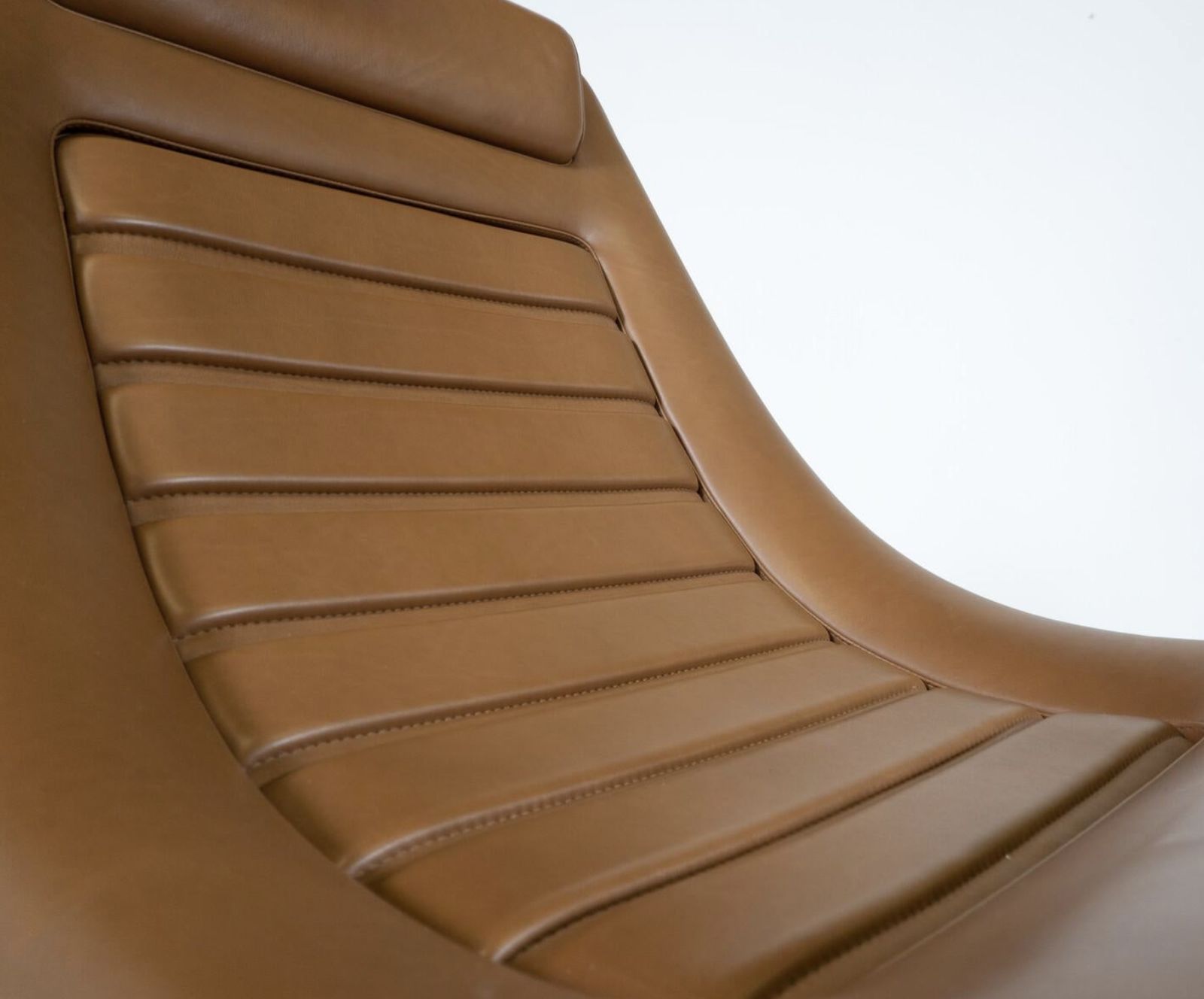 Manzù Lounge Chair By Pio Manzu For Alias photo for sale